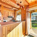 Chalet In With Garden Views *