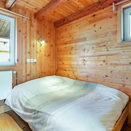 Quaint In With Garden Chalet Harreberg