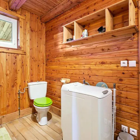 Quaint In With Garden * Harreberg