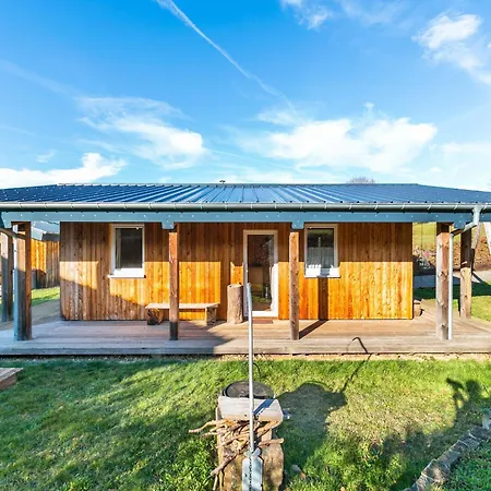 In With Garden Views *