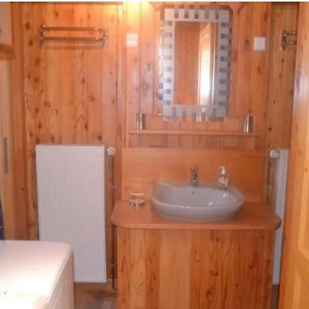 In With Garden Views Chalet